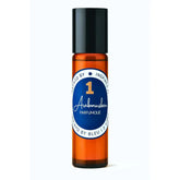 Amberkleurige roll-on parfumfles met zwarte dop van Parfumolie Nr 1 Blue
